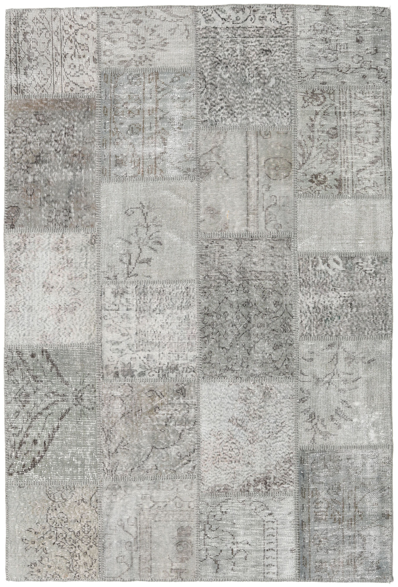 
    Patchwork - Grey - 159 x 233 cm
  