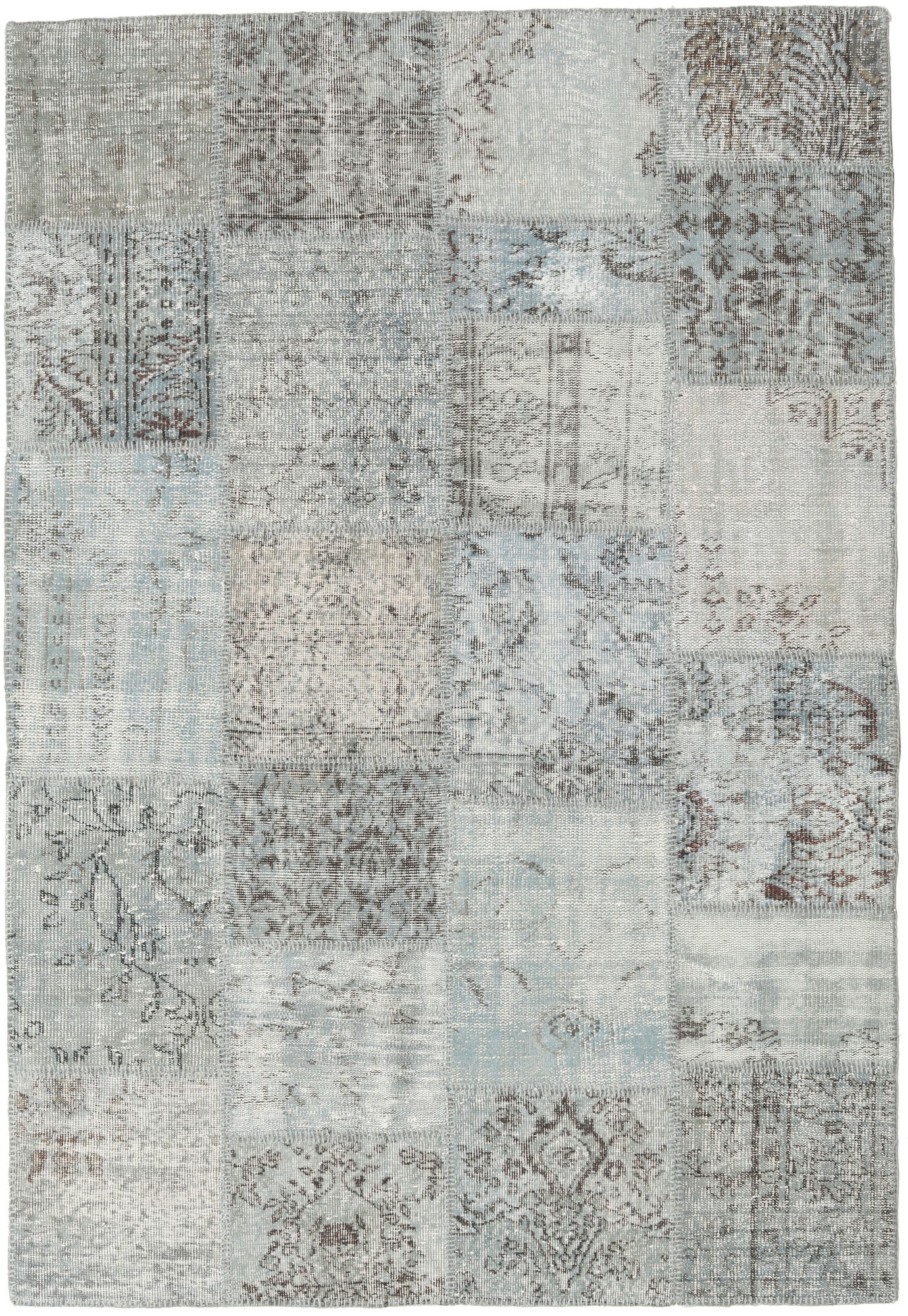 
    Patchwork - Grey - 159 x 232 cm
  