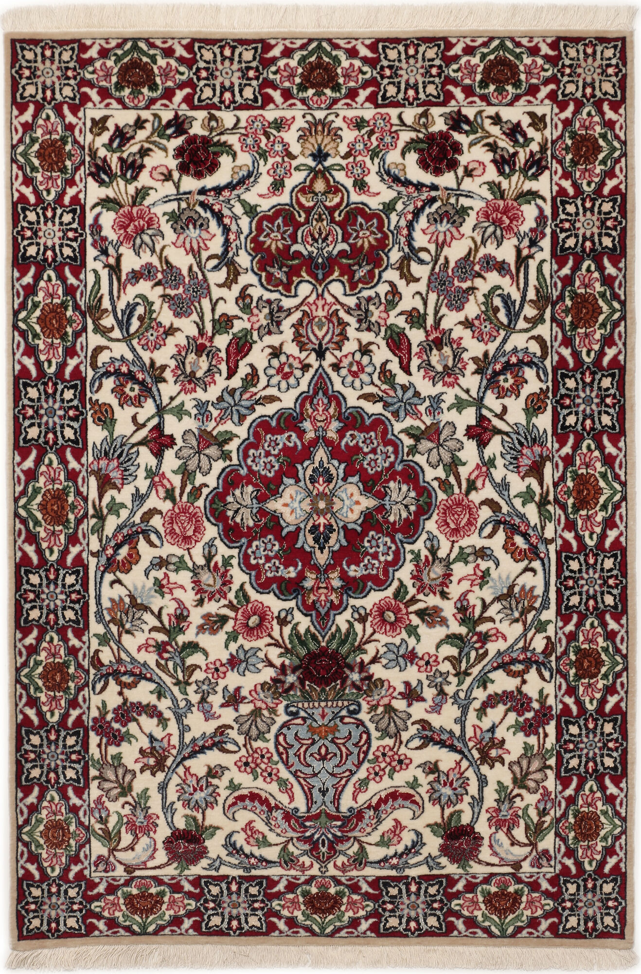 
    Isfahan silk warp - Beige - 83 x 117 cm
  