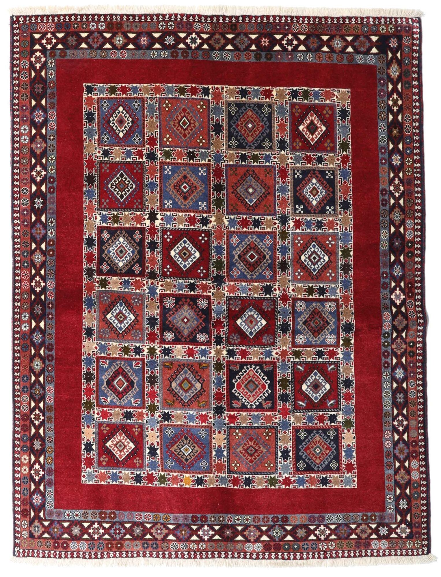 
    Yalameh - Red - 152 x 200 cm
  