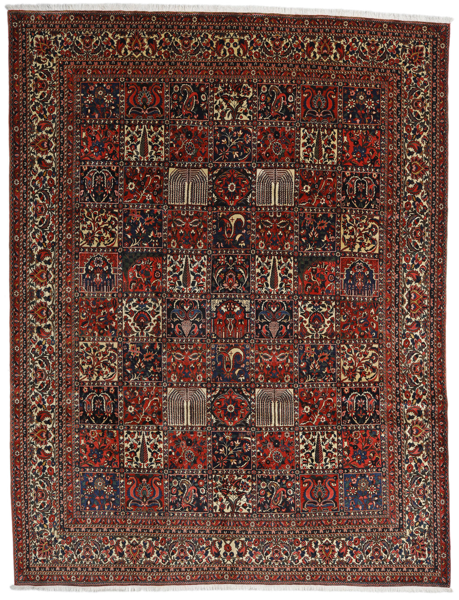 
    Bakhtiari Fine - Brown - 298 x 390 cm
  