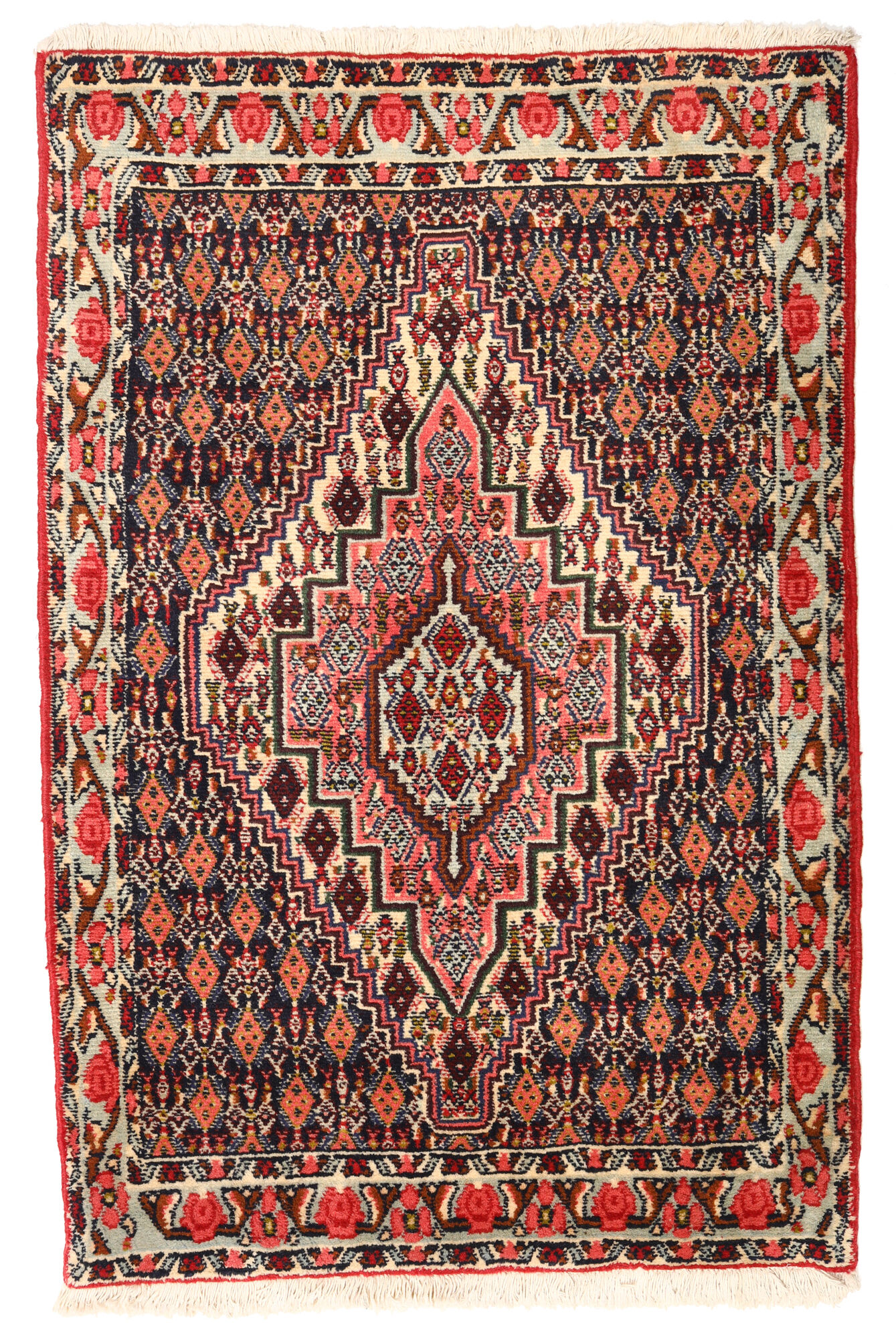 
    Senneh - Red - 75 x 114 cm
  