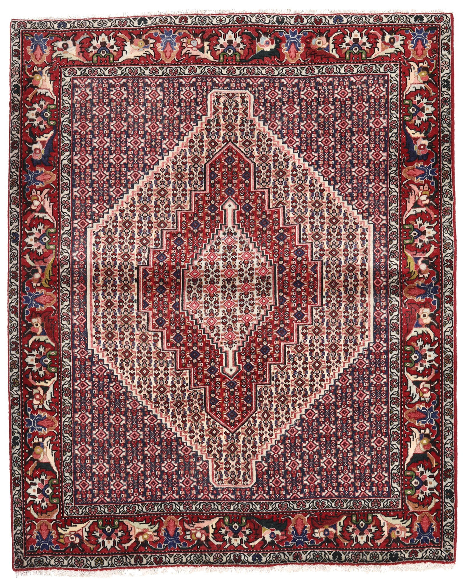 
    Senneh - Red - 127 x 158 cm
  