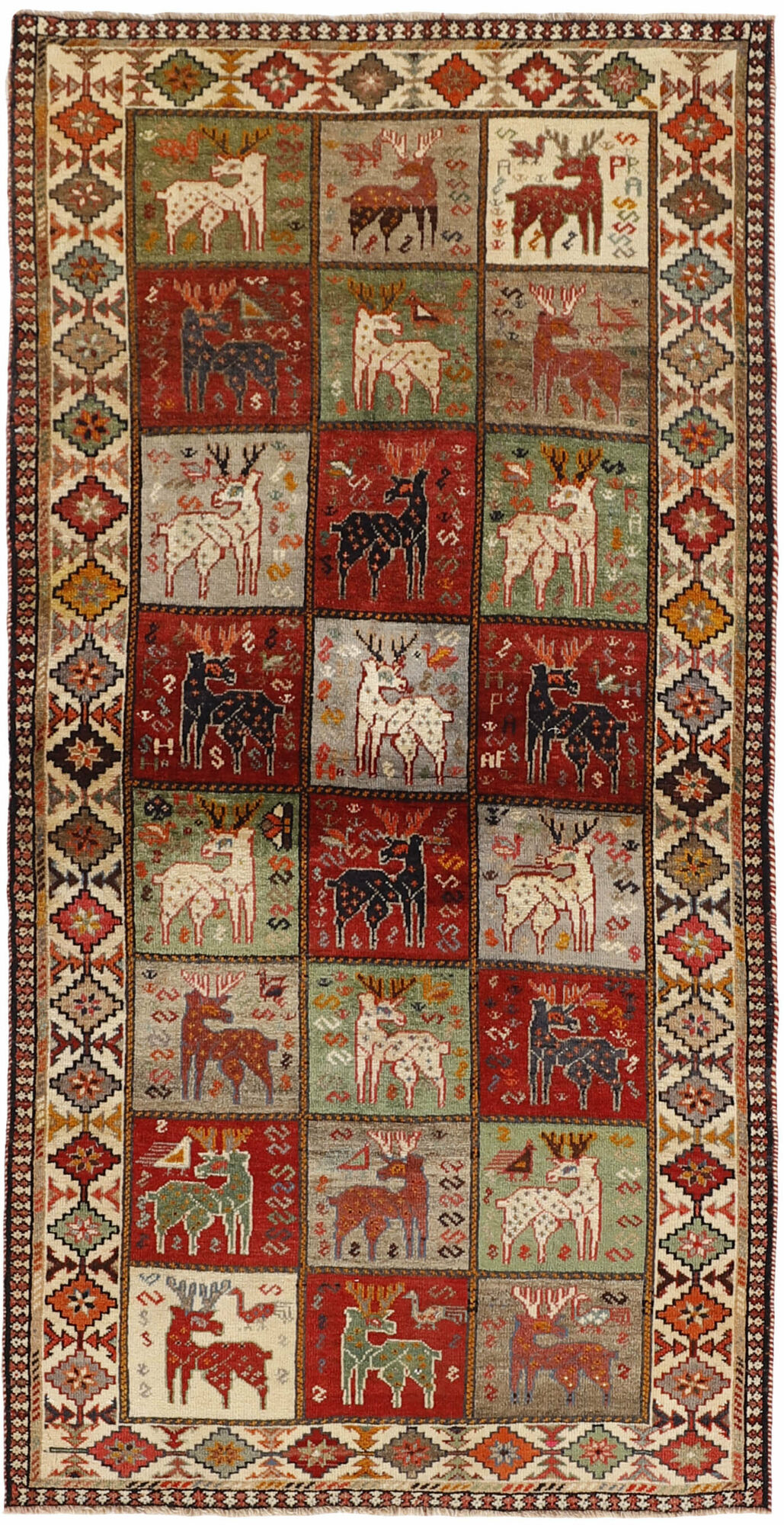
    Kashghai Old pictorial - Brown - 108 x 214 cm
  