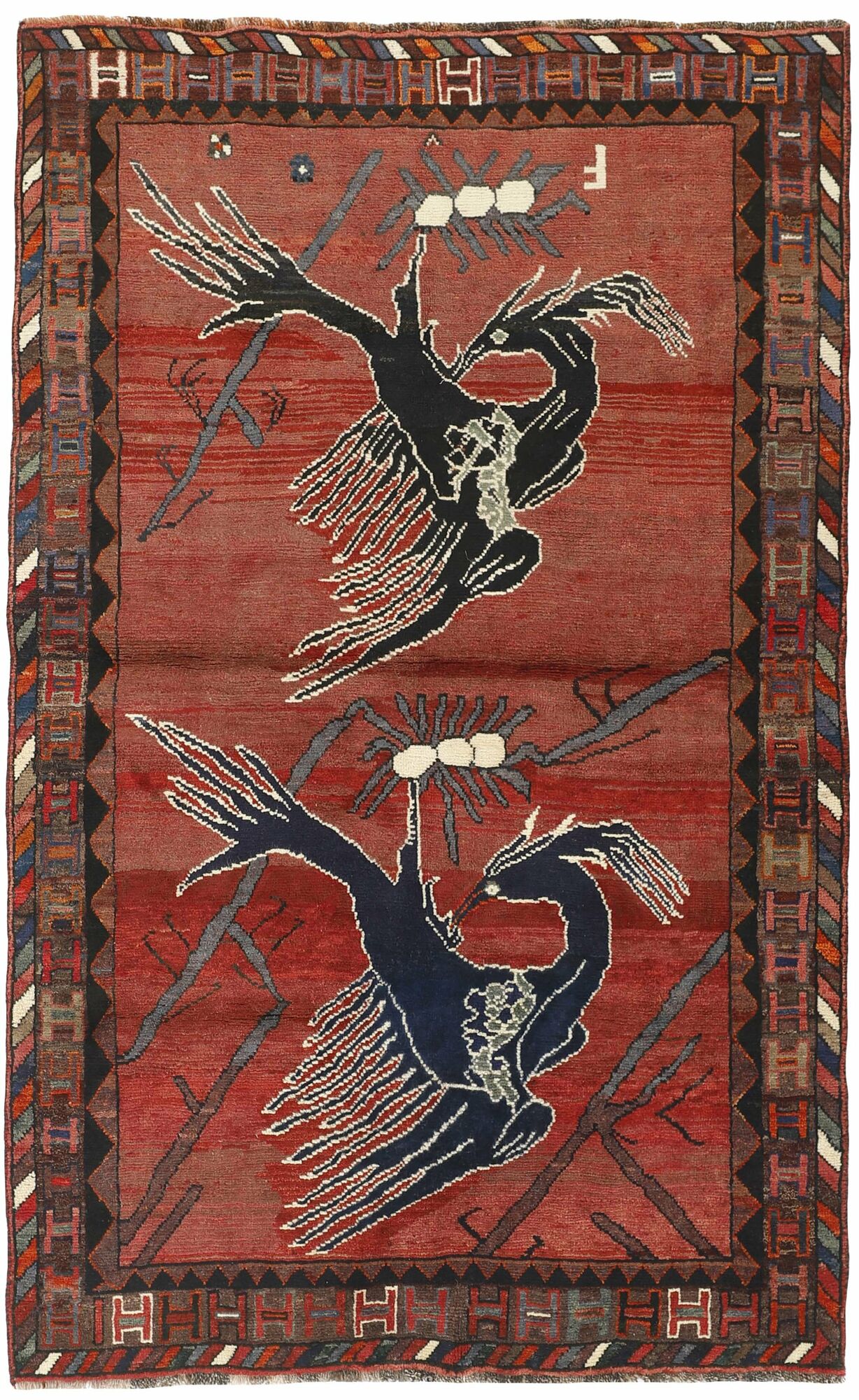 
    Kashghai Old pictorial - Dark red - 155 x 247 cm
  