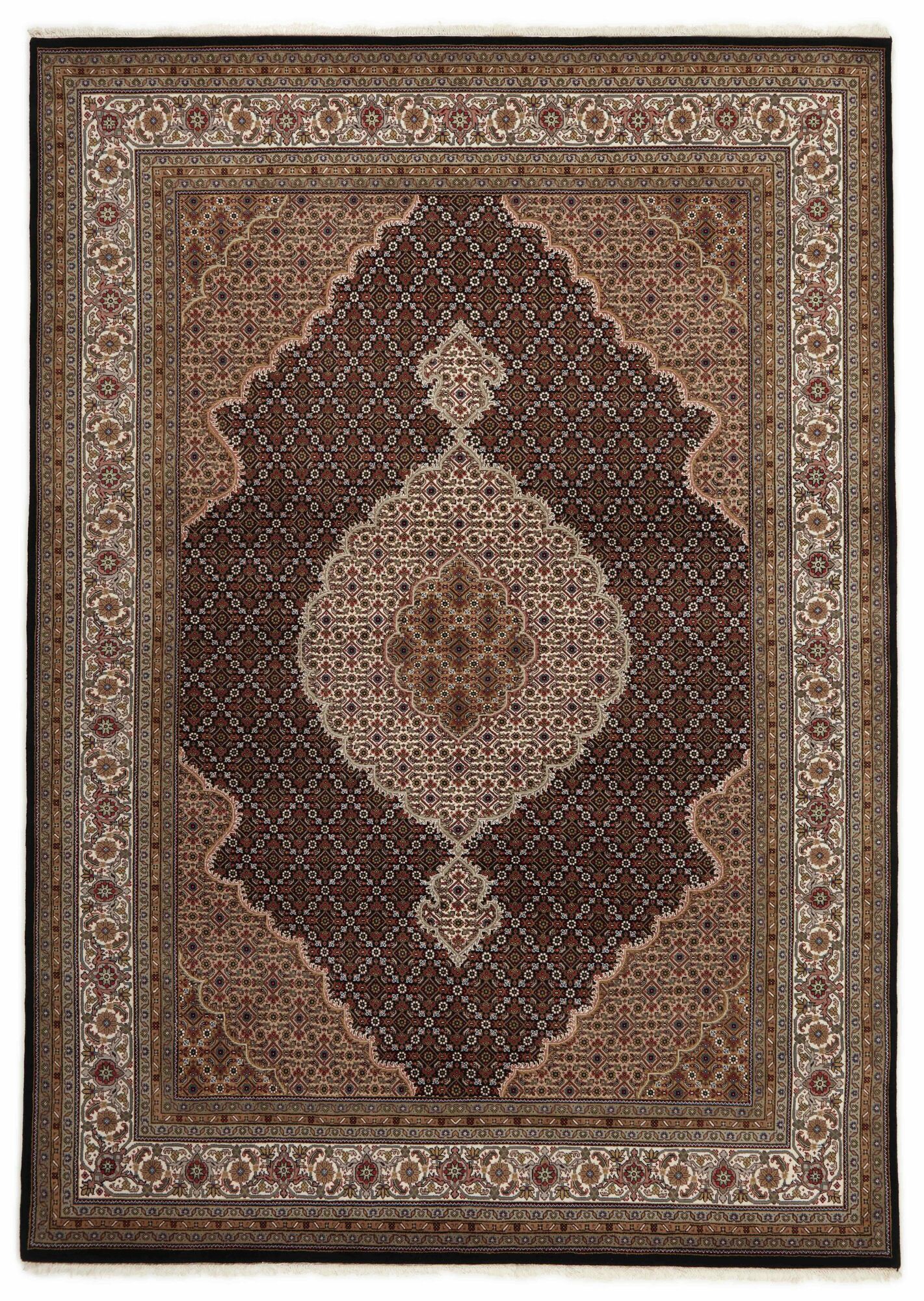 
    Tabriz Indi - Brown - 252 x 353 cm
  