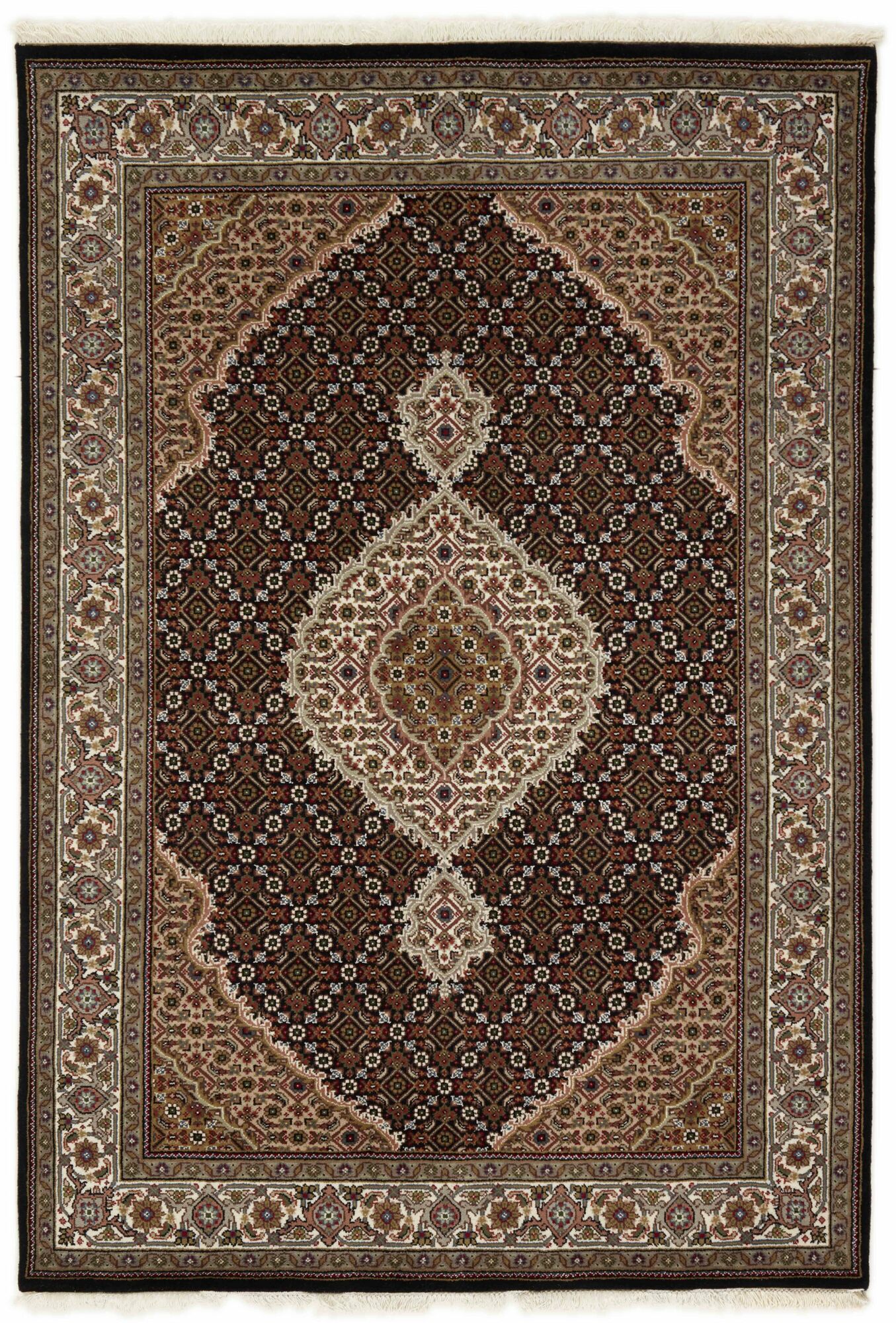 
    Tabriz Indi - Black - 147 x 201 cm
  