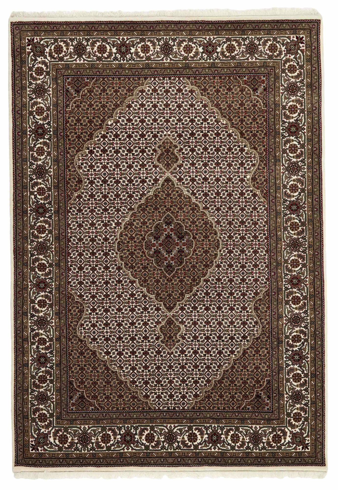 
    Tabriz Indi - Brown - 170 x 244 cm
  