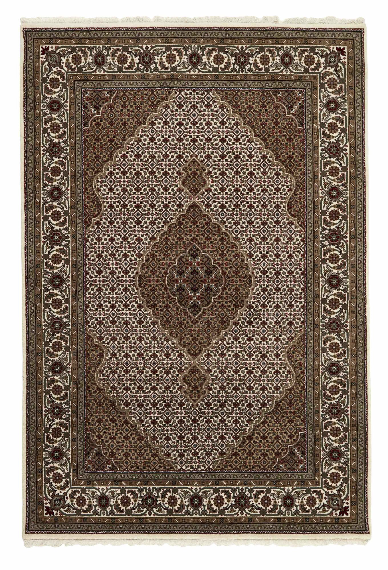 
    Tabriz Indi - Black - 164 x 245 cm
  
