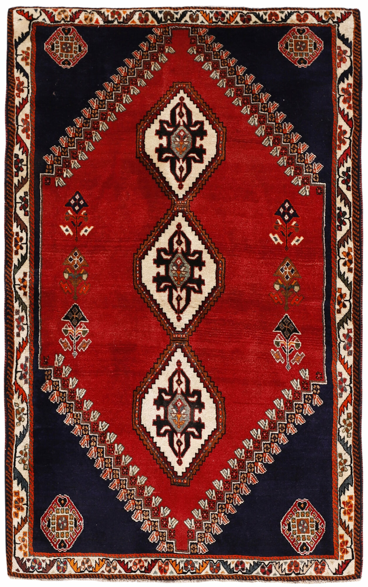 
    Kashghai - Dark red - 108 x 177 cm
  
