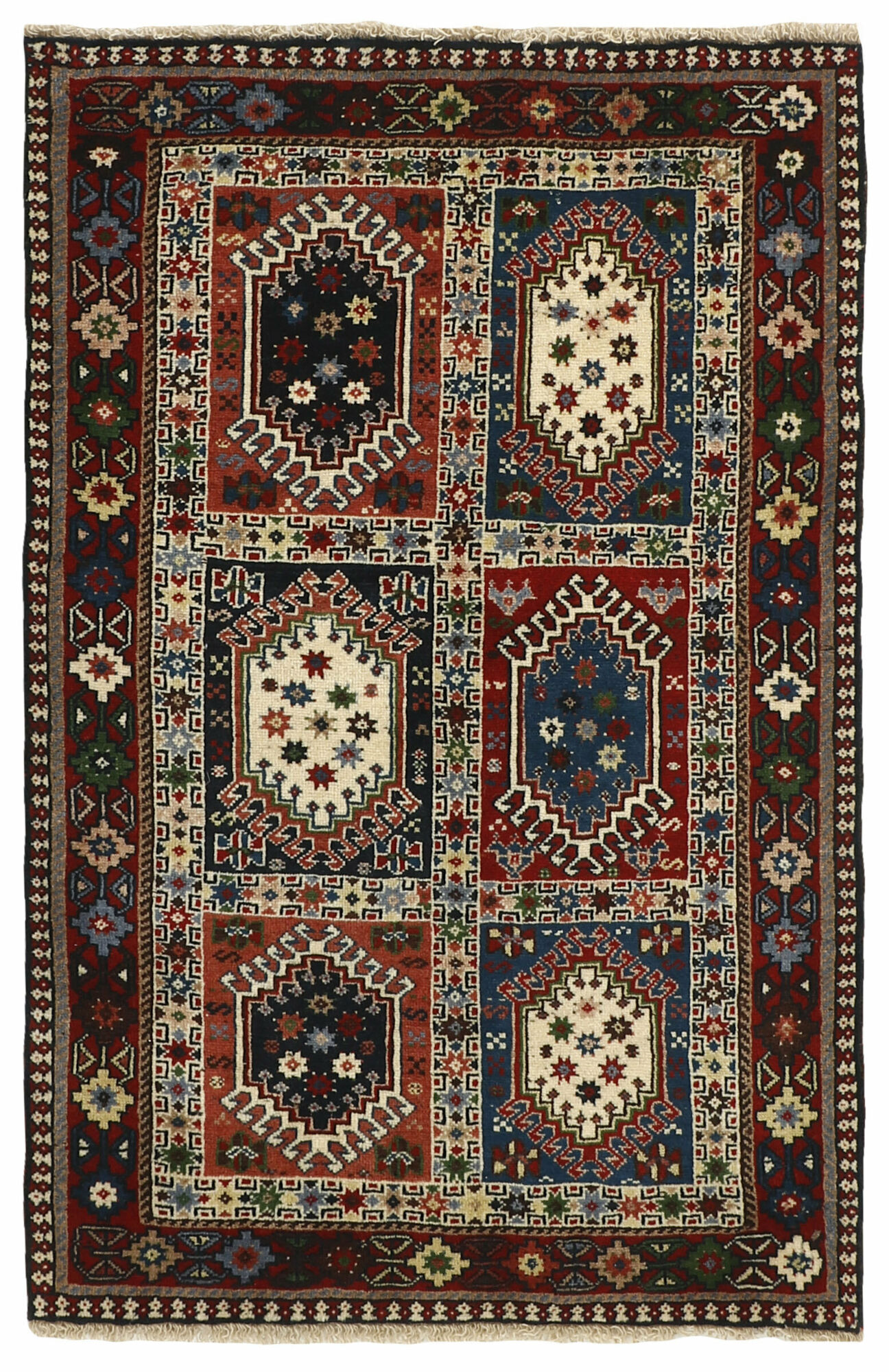 
    Yalameh - Black - 83 x 122 cm
  