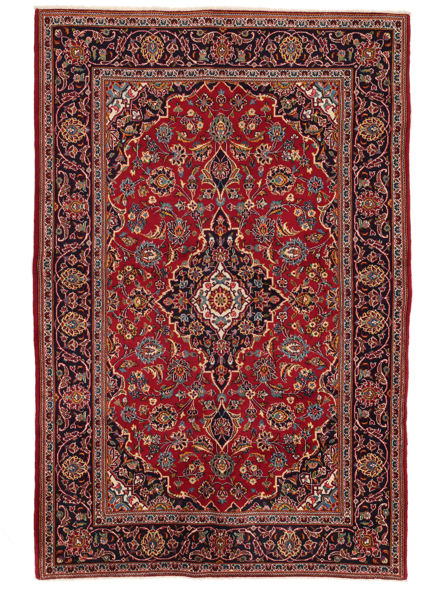 
    Keshan Fine - Dark red - 145 x 220 cm
  