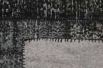 
    Patchwork - Dark grey - 160 x 233 cm
  