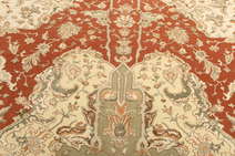 
    Tabriz Royal - Beige - 270 x 367 cm
  