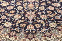 
    Isfahan silk warp - Orange - 265 x 363 cm
  