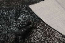 
    Patchwork - Dark grey - 137 x 200 cm
  