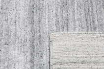 
    Eleganza - Light grey - 250 x 250 cm
  
