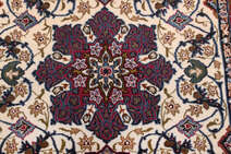 
    Isfahan silk warp - Beige - 70 x 98 cm
  