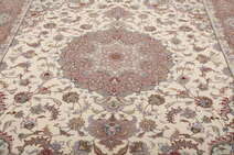 
    Tabriz 60 Raj silk warp - Beige - 167 x 244 cm
  