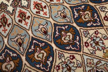 
    Tabriz 60 Raj silk warp - Brown - 202 x 208 cm
  