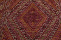 
    Kilim Golbarjasta - Dark red - 150 x 185 cm
  