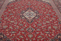 
    Keshan - Dark red - 265 x 378 cm
  