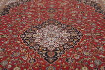 
    Keshan - Dark red - 254 x 356 cm
  