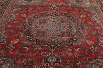 
    Mashad - Dark red - 248 x 343 cm
  