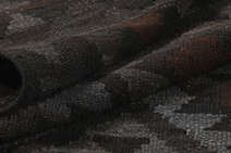 
    Kilim Ariana - Black - 128 x 187 cm
  
