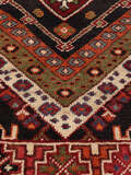 
    Qashqai Fine - Dark red - 167 x 255 cm
  