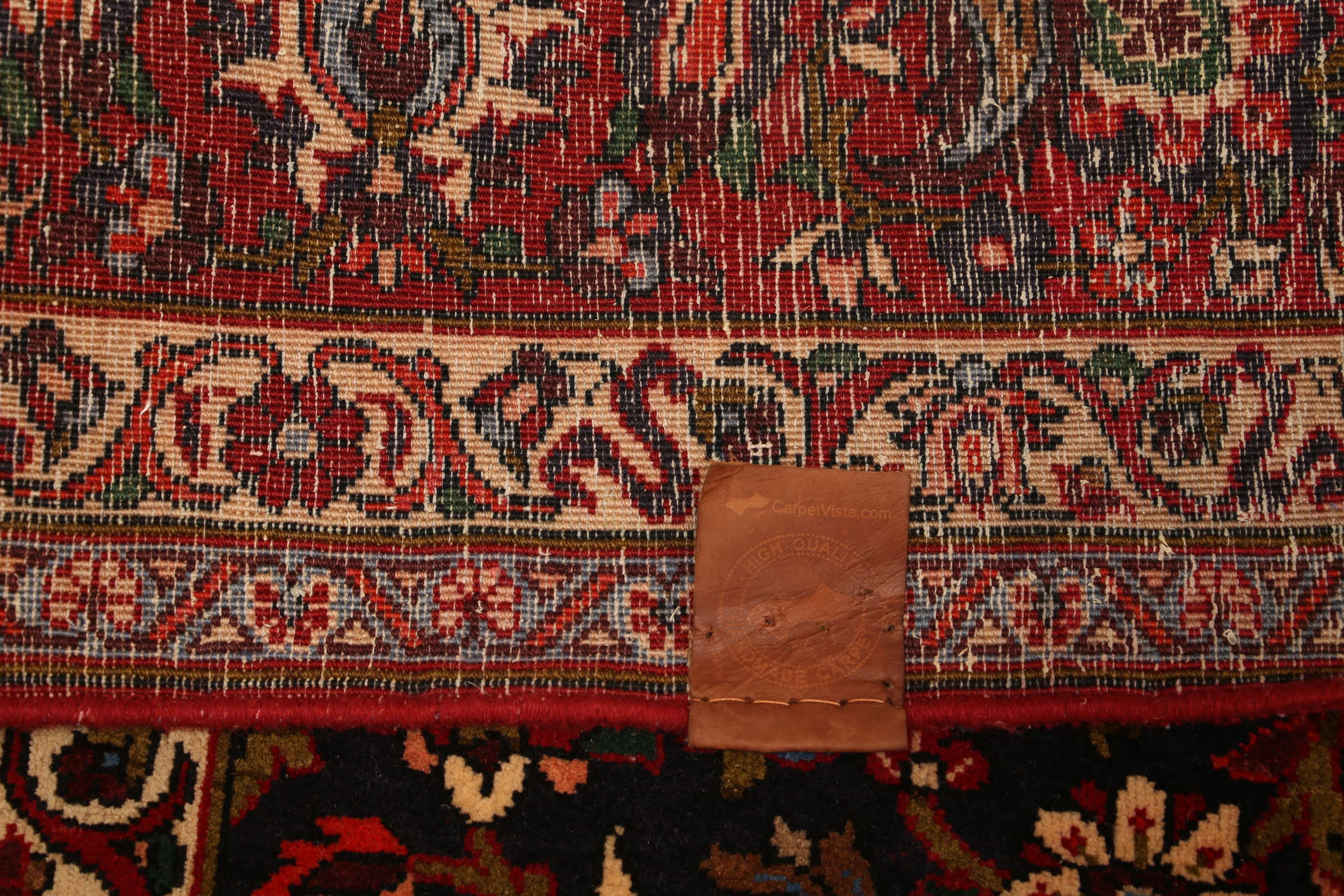 
    Bakhtiari Fine - Red - 304 x 406 cm
  