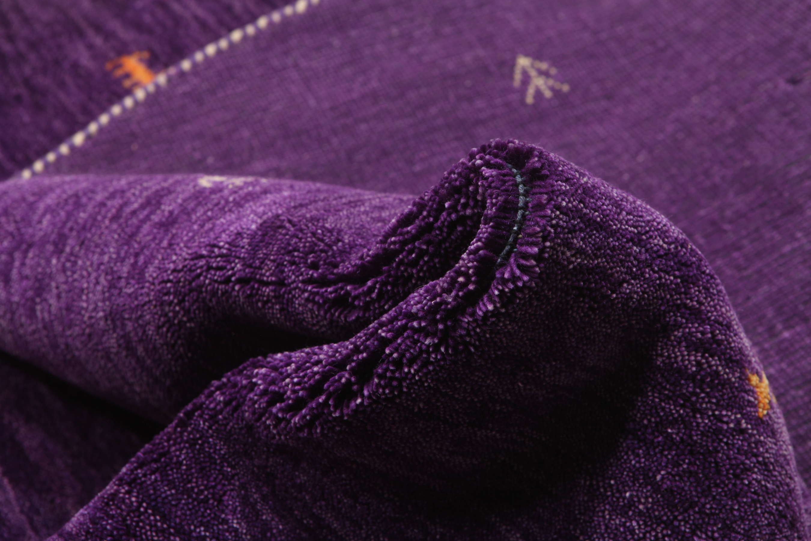 
    Gabbeh loom Two Lines - Purple - Ø 150 cm
  