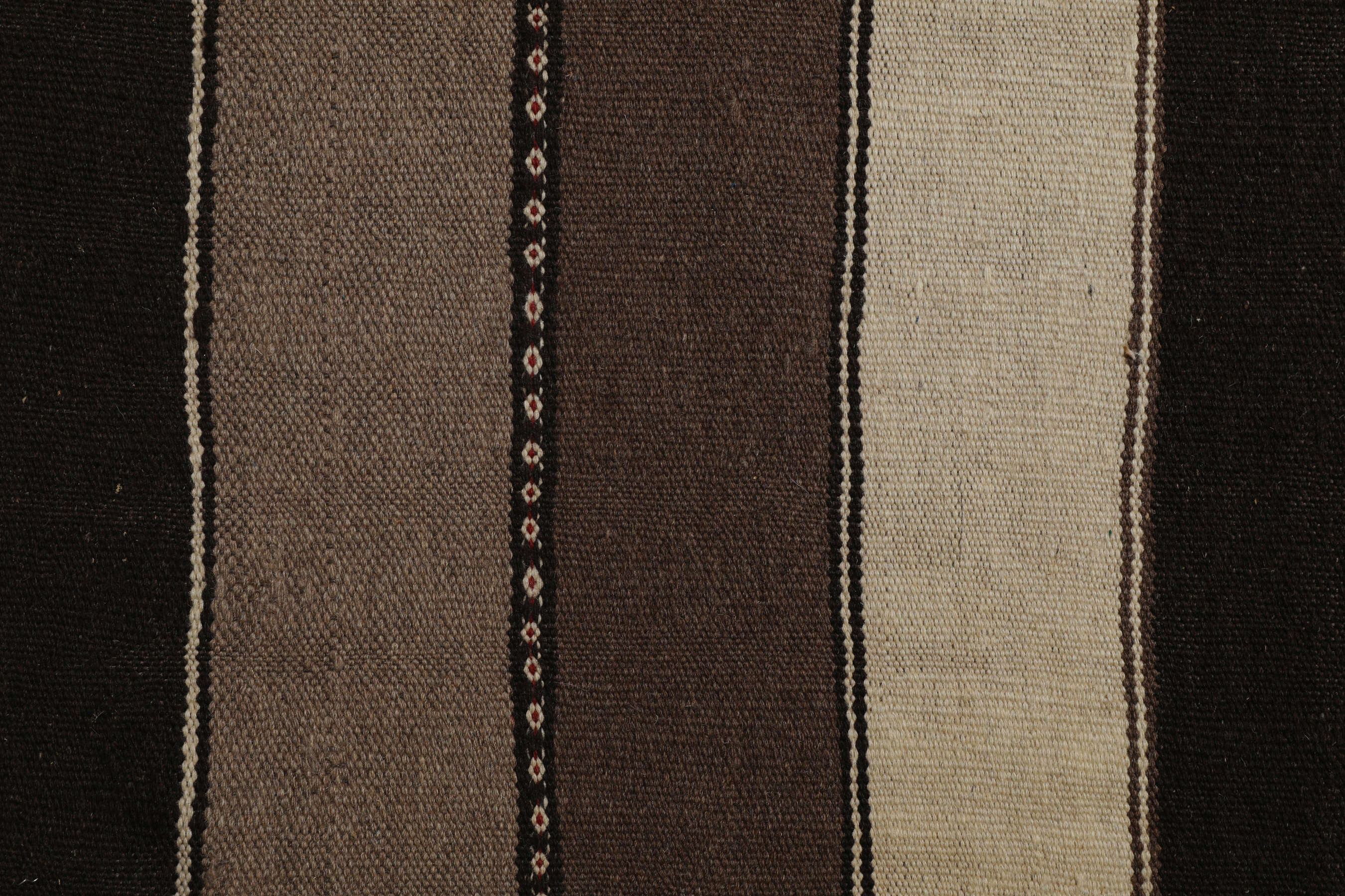 
    Kilim - Brown - 141 x 205 cm
  