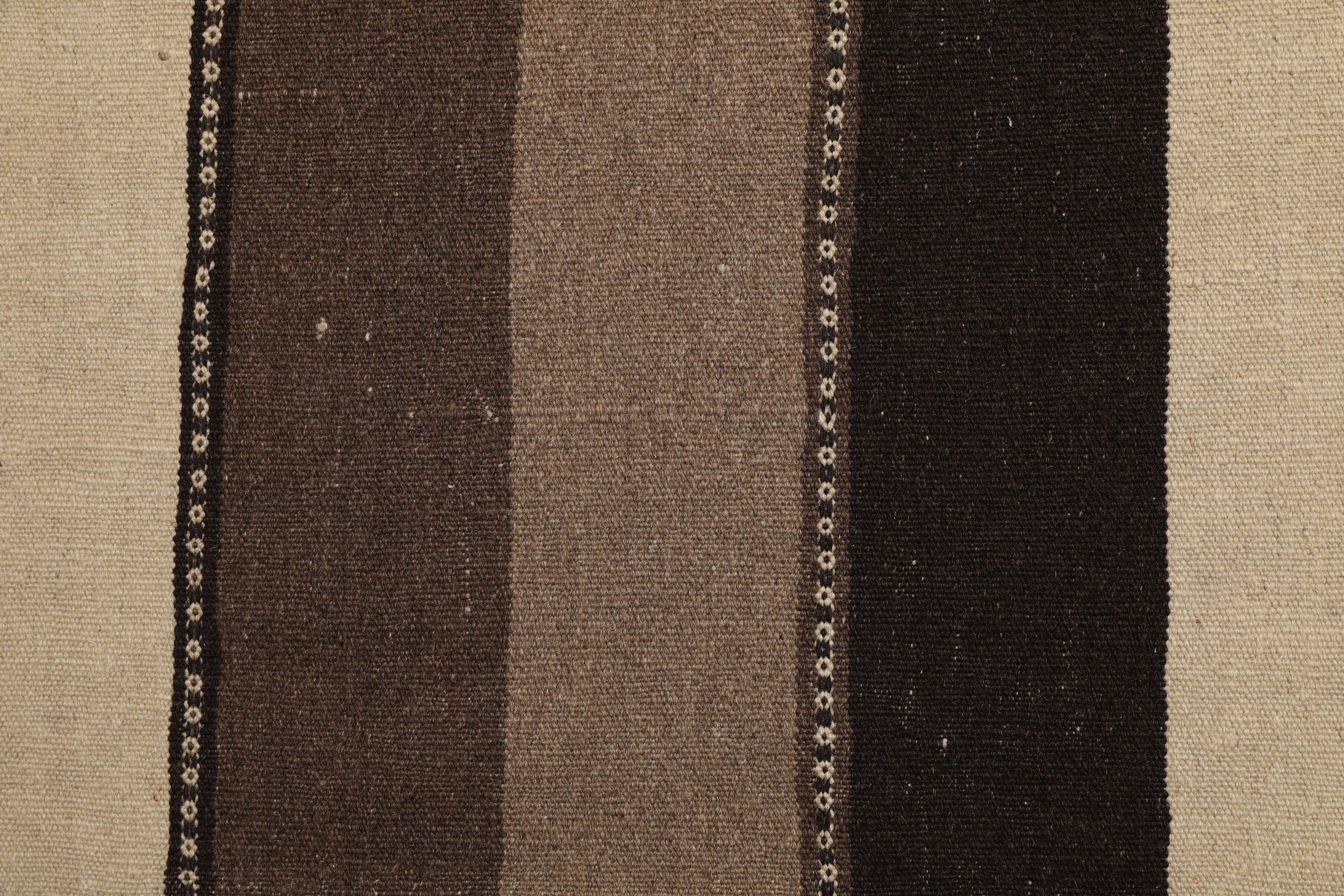 
    Kilim - Brown - 131 x 200 cm
  