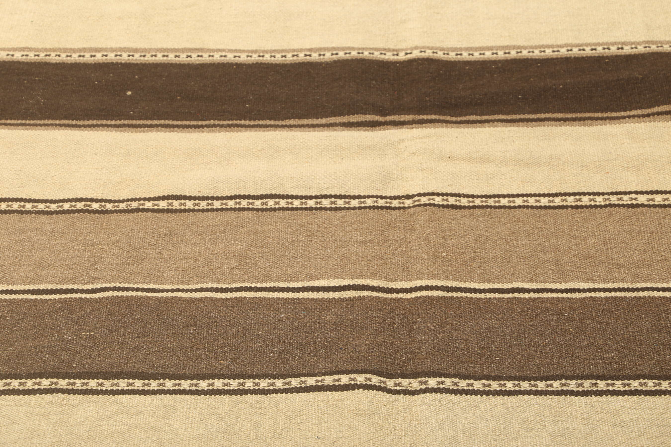 
    Kilim - Brown - 153 x 200 cm
  