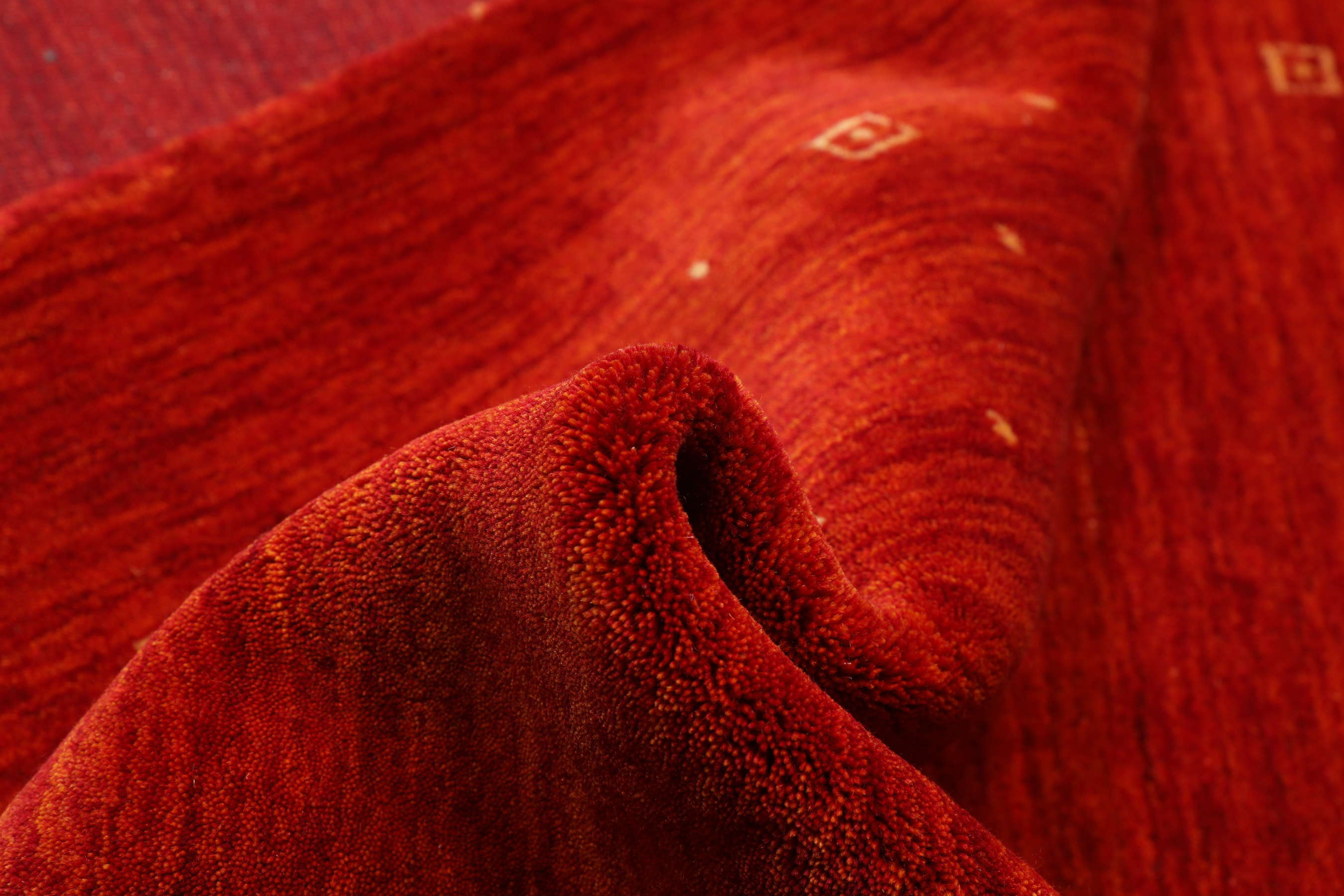 
    Loribaf Loom Fine Delta - Red - 140 x 200 cm
  