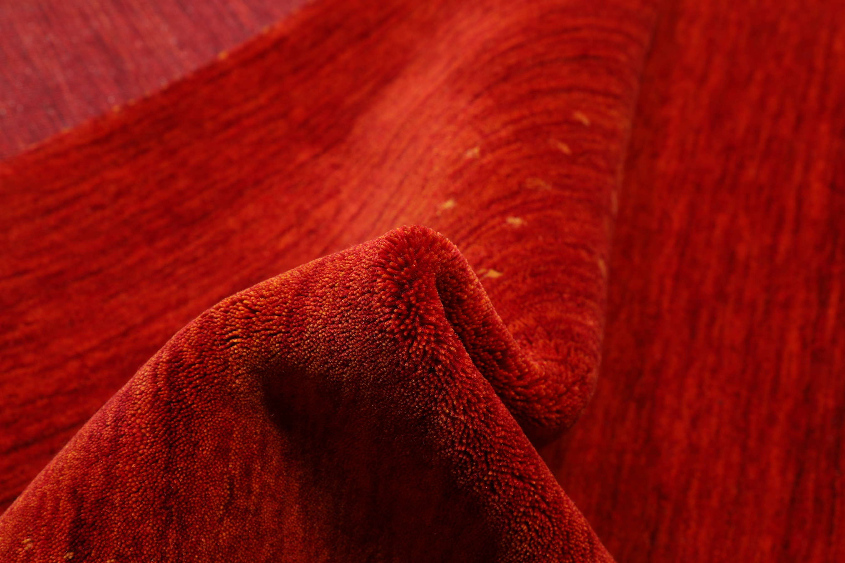 
    Loribaf Loom Fine Beta - Red - 240 x 290 cm
  