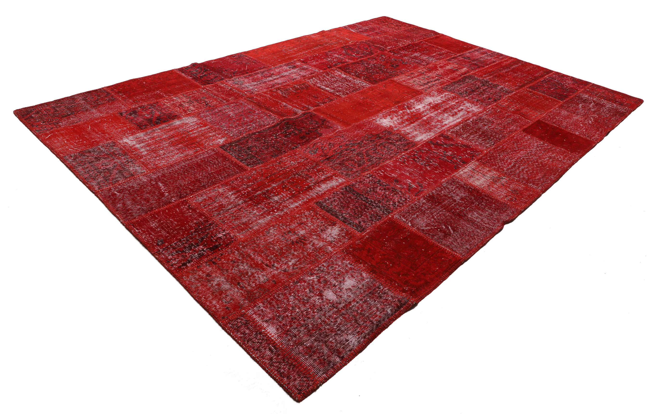 
    Patchwork - Red - 253 x 347 cm
  