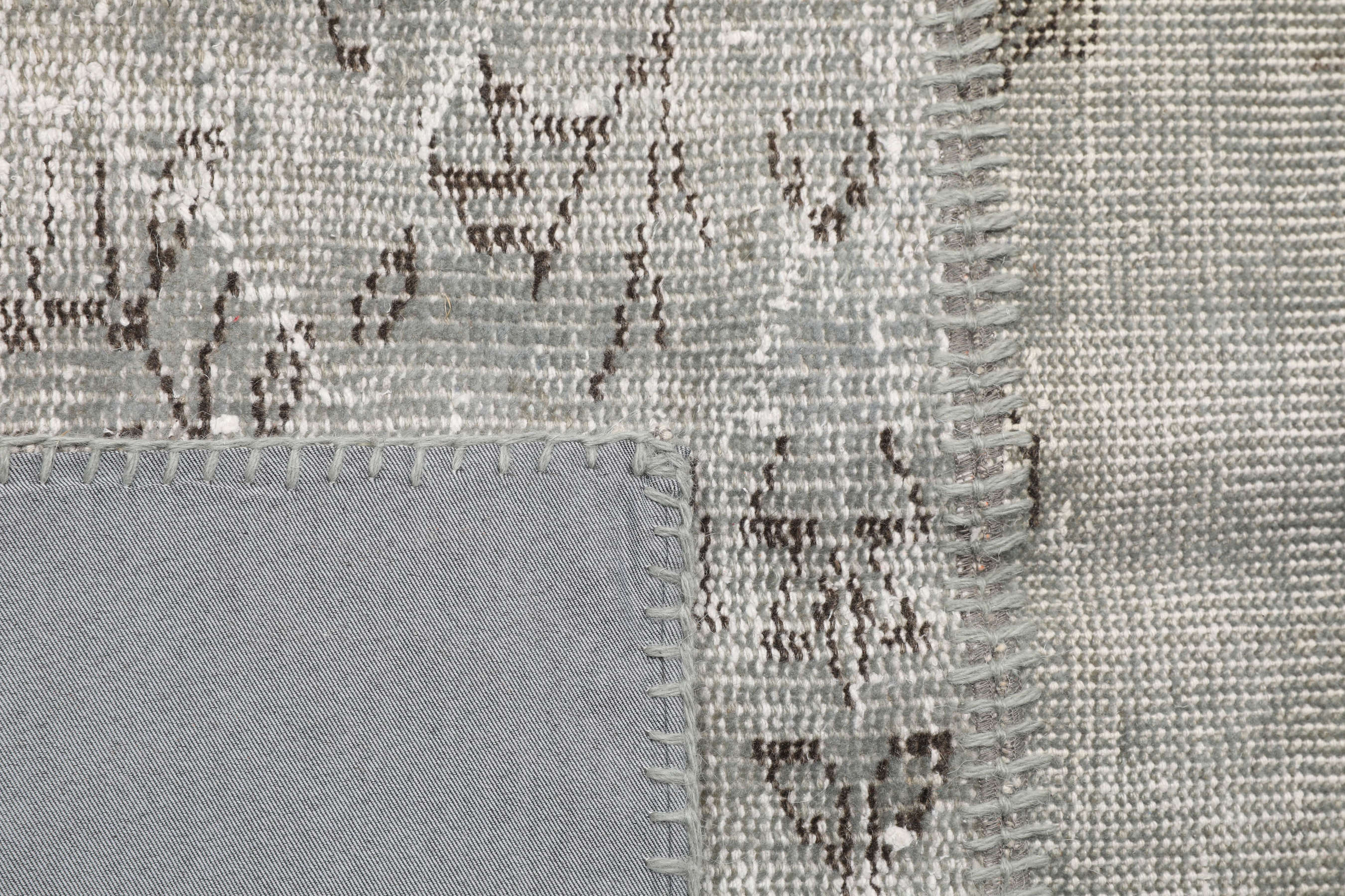 
    Patchwork - Grey - 158 x 231 cm
  