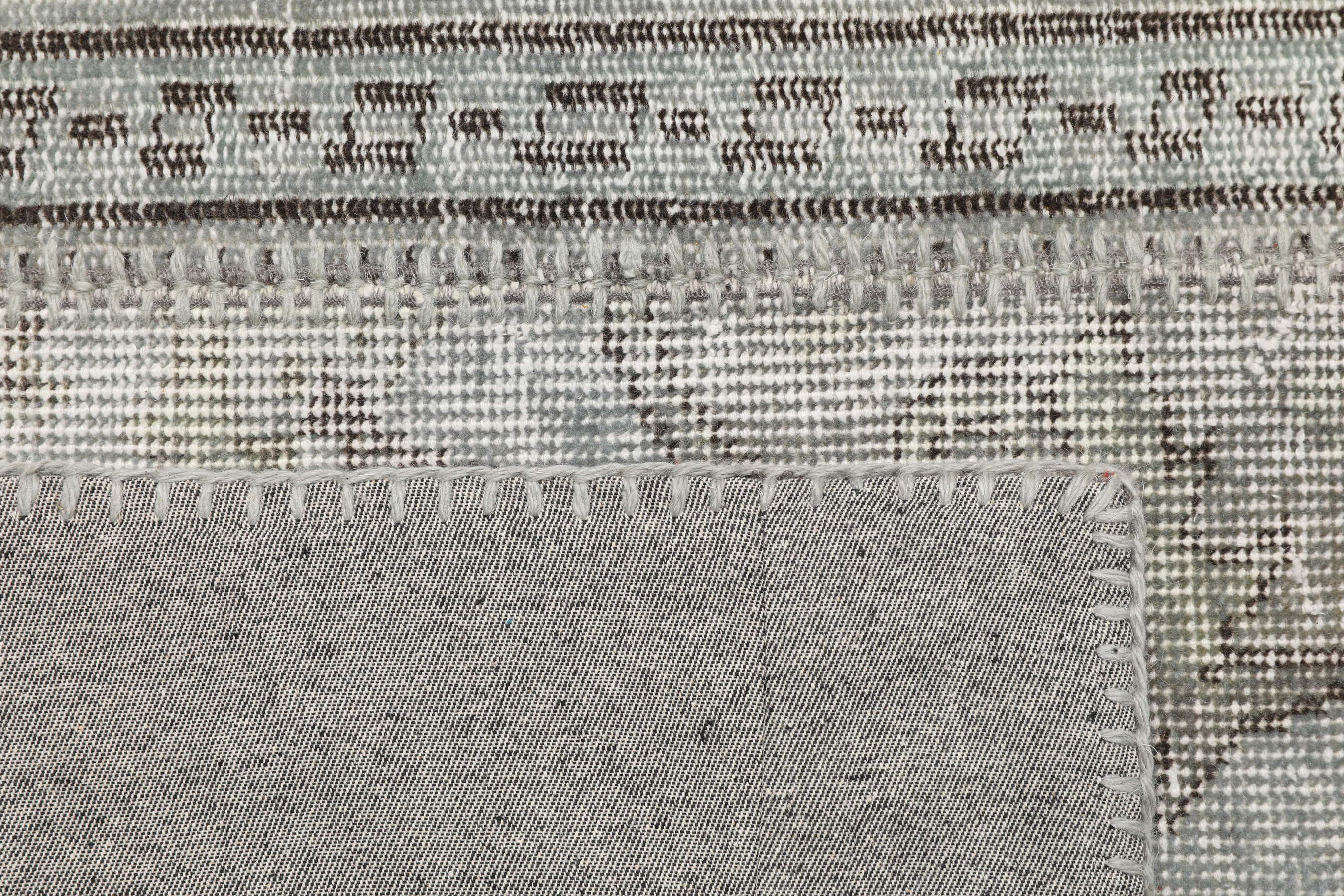 
    Patchwork - Grey - 158 x 233 cm
  