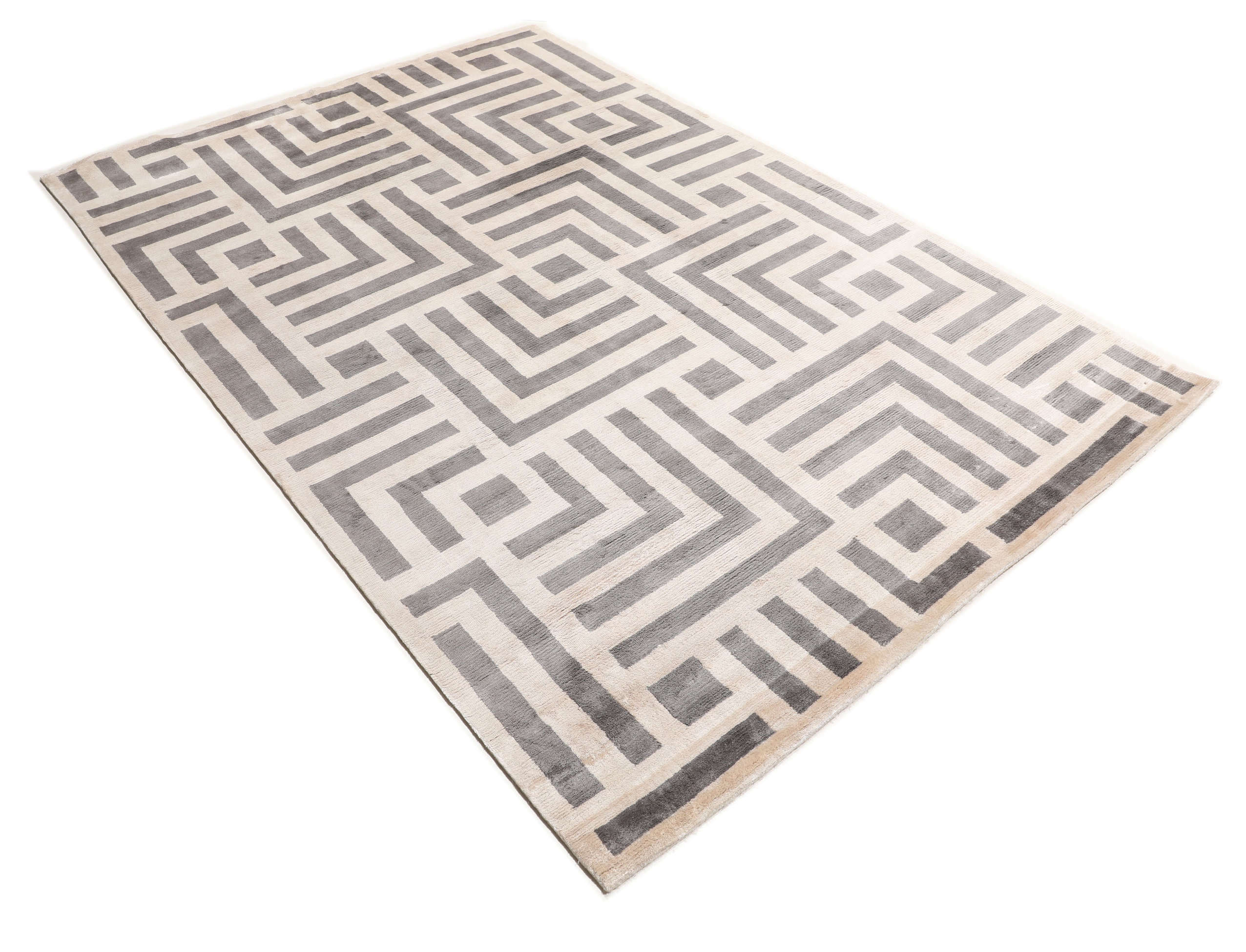 
    Maze - Grey / Off white - 170 x 240 cm
  