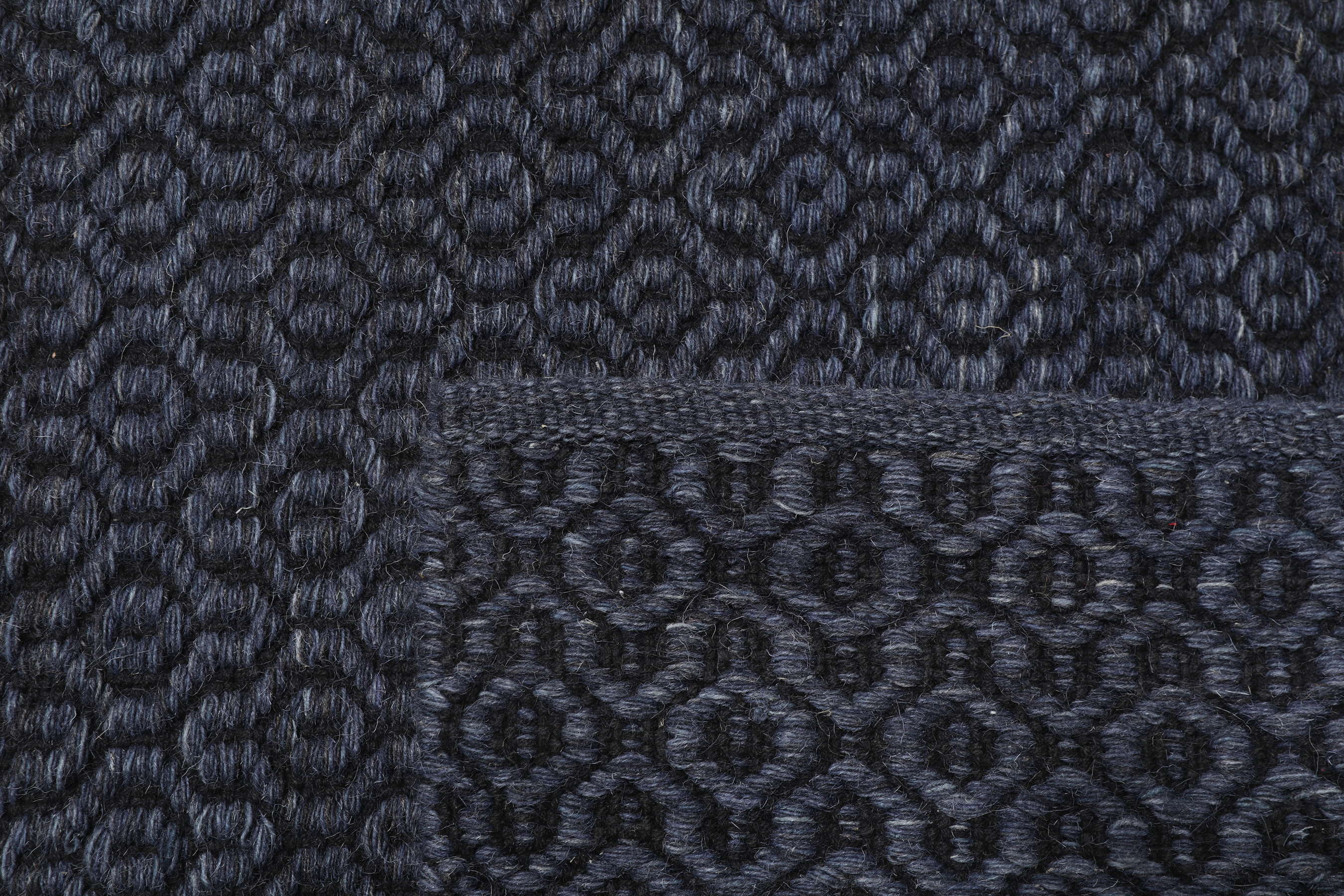 
    Alva - Blue / Black - 80 x 350 cm
  