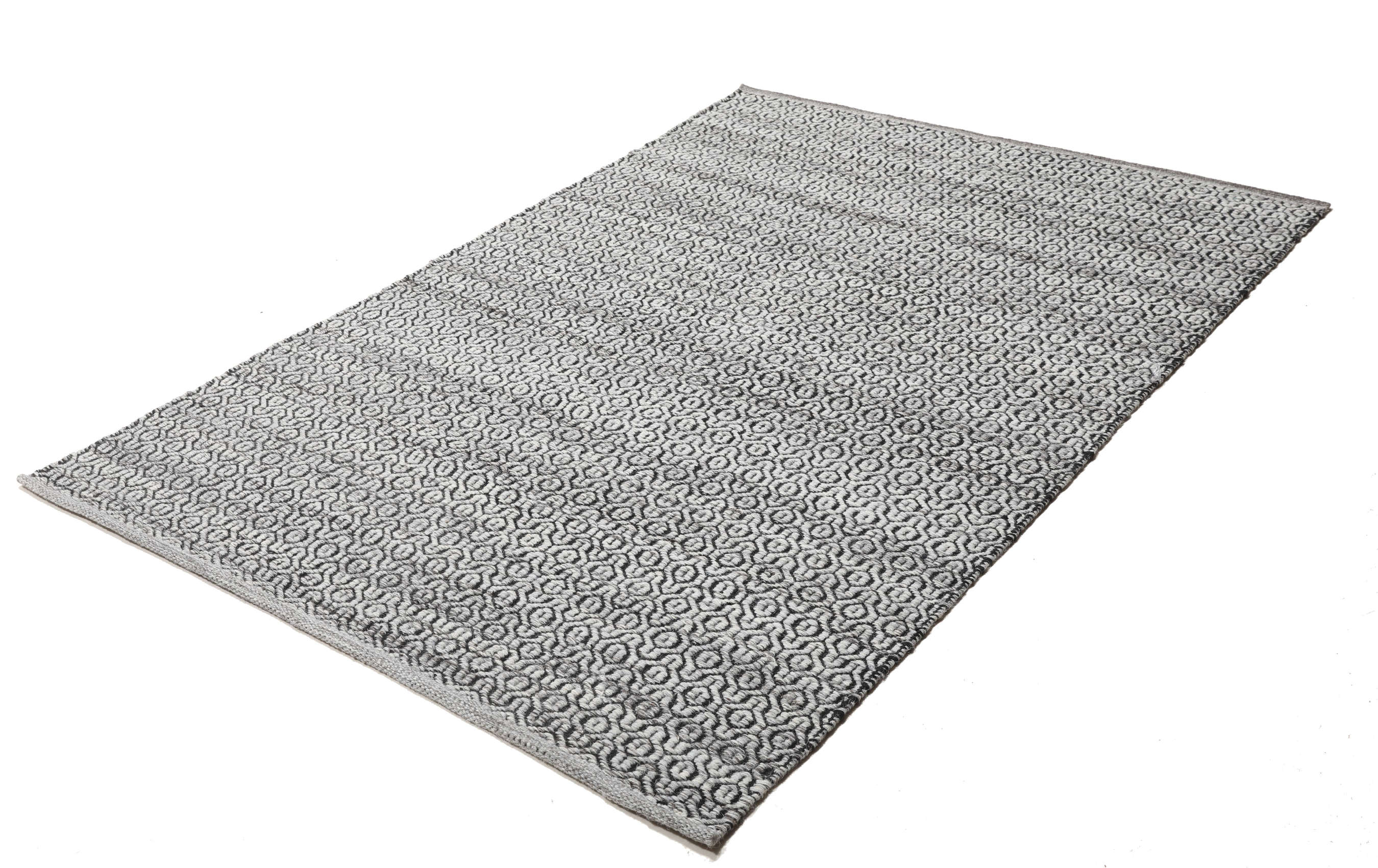 
    Alva - Grey / Black - 140 x 200 cm
  