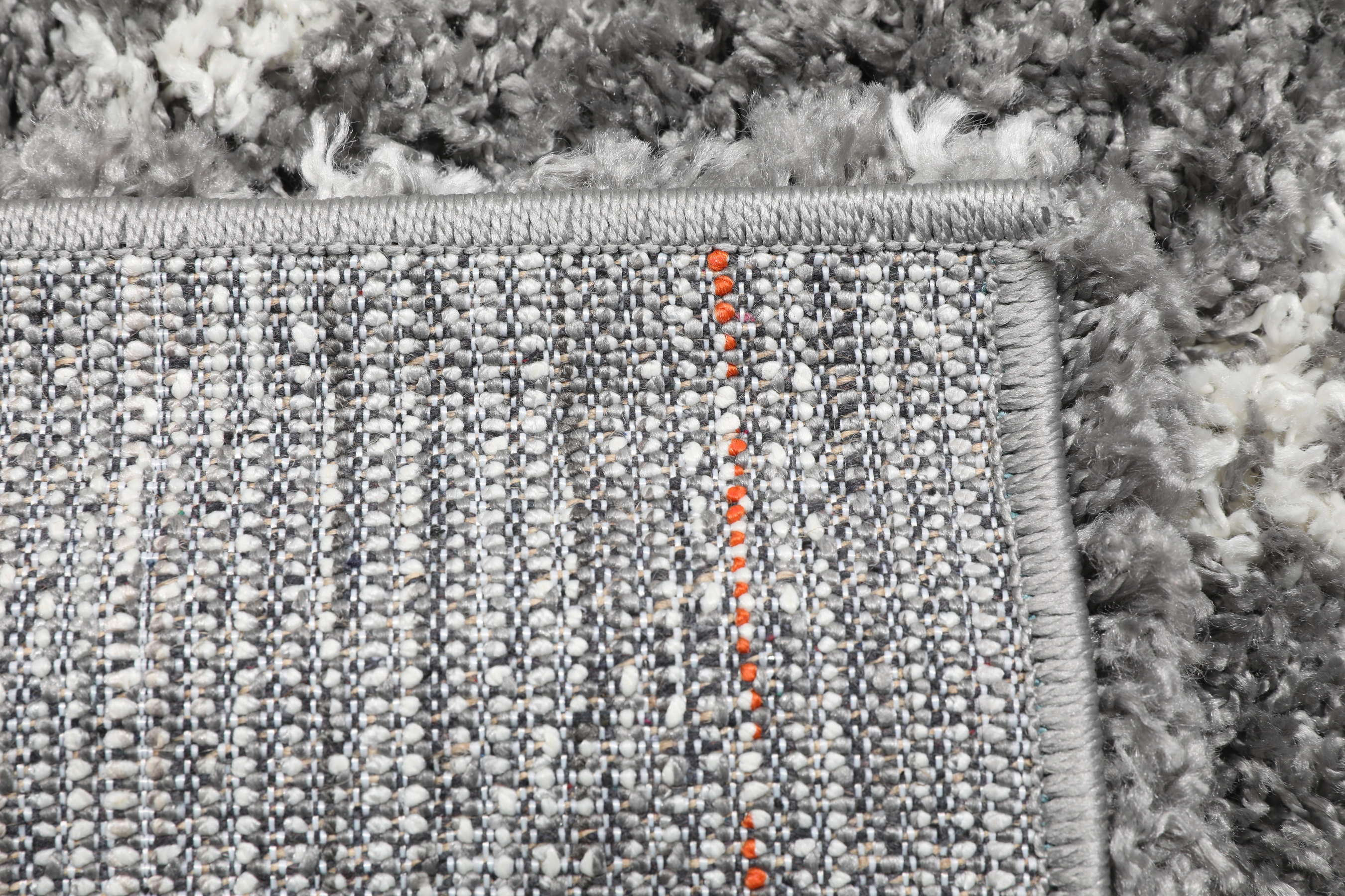 Shaggy Tangier Grey / White 140 x 200 cm Rug Rugvista