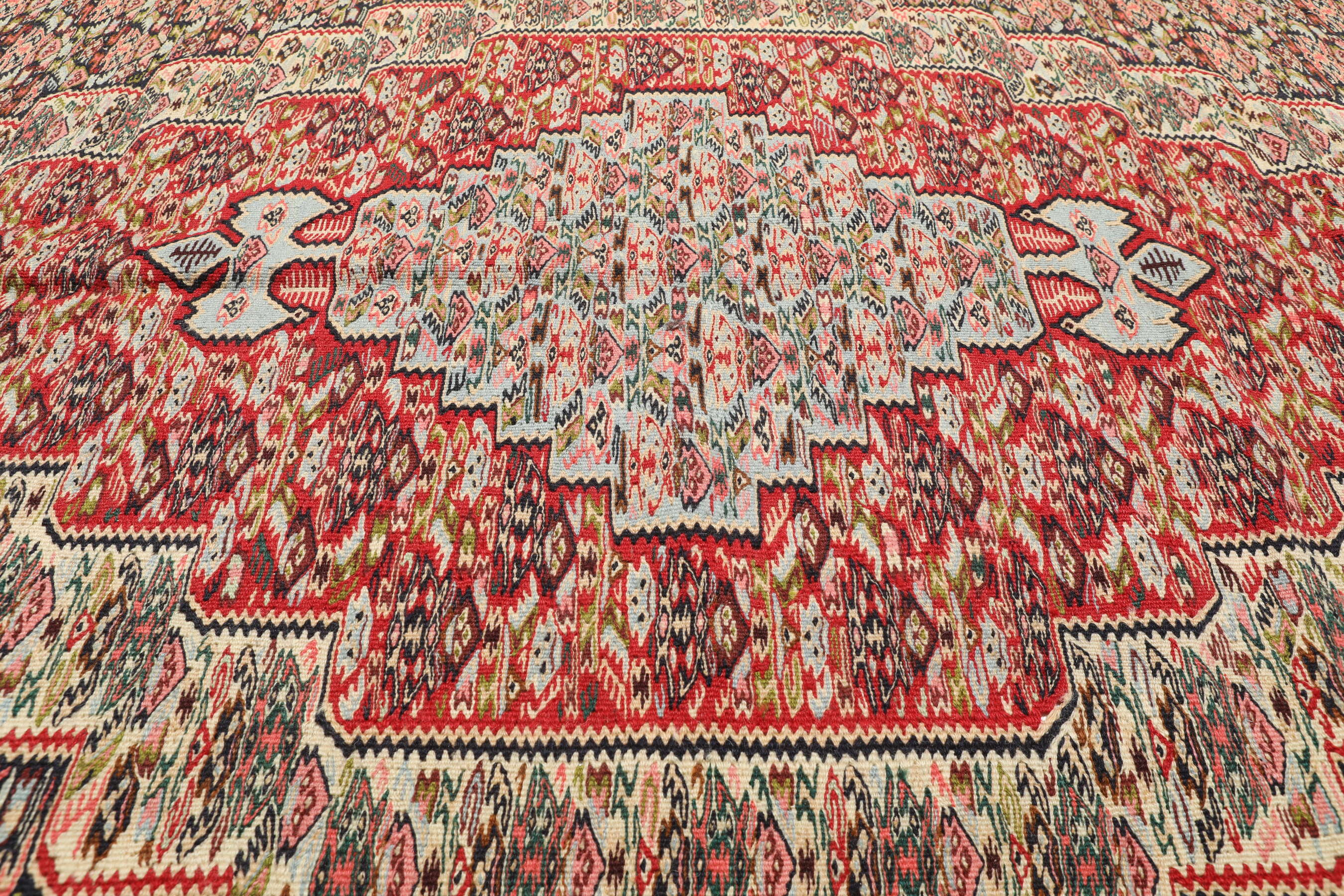 
    Kilim Senneh Fine - Red - 150 x 251 cm
  