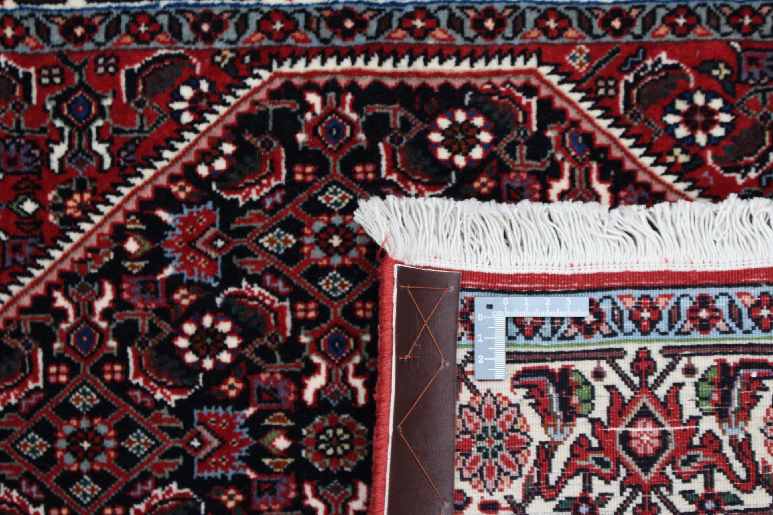 
    Bidjar Takab / Bukan - Dark red - 87 x 380 cm
  