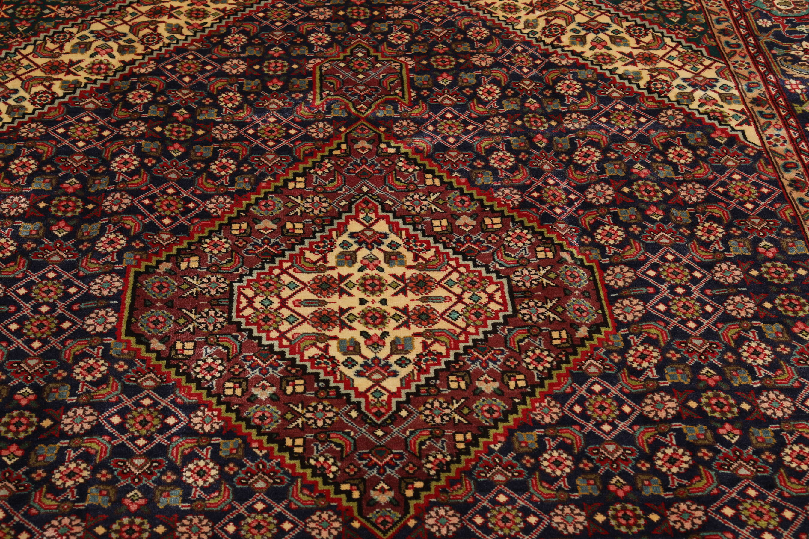 
    Tabriz - Dark red - 200 x 291 cm
  