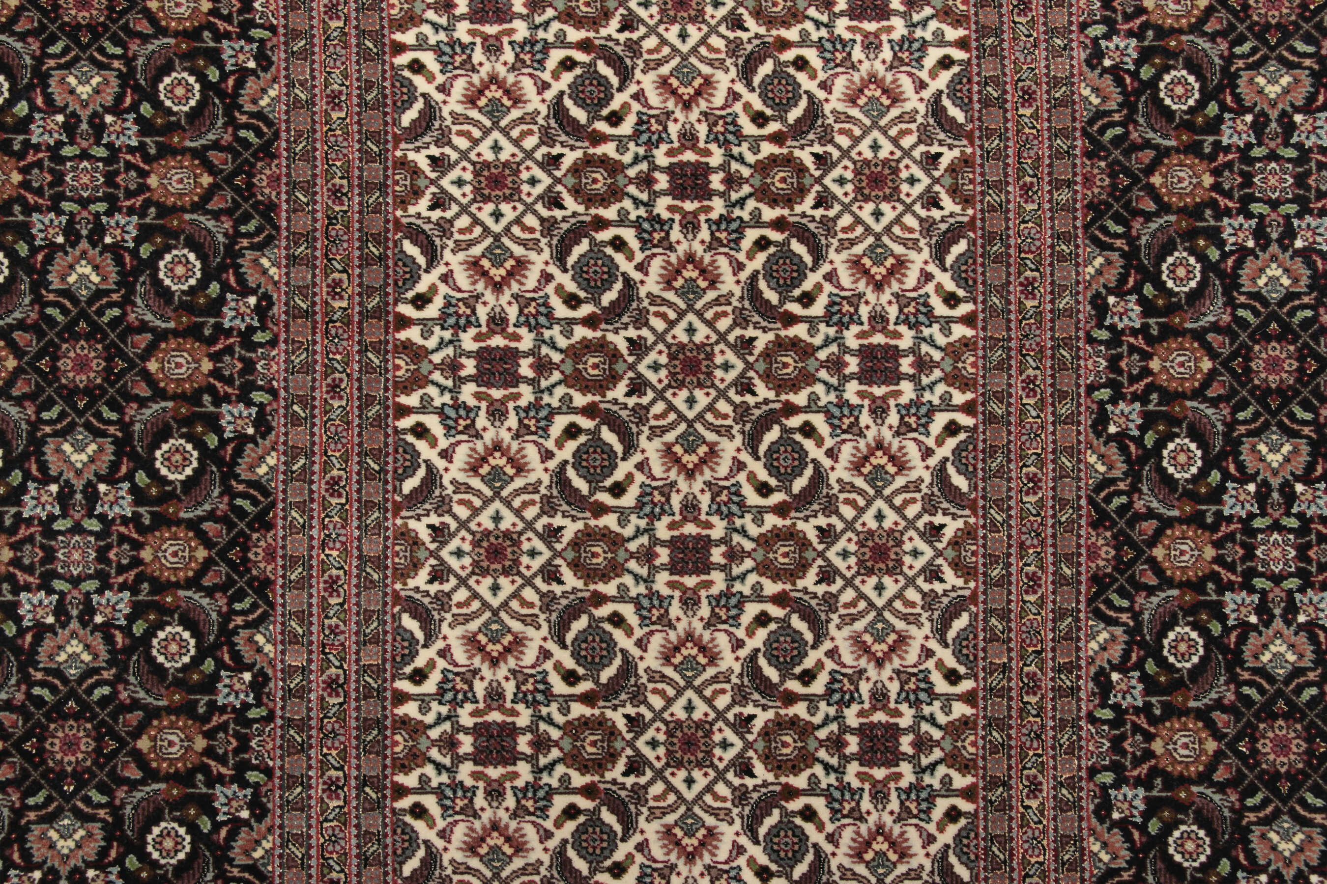 
    Tabriz 50 Raj with silk - Brown - 198 x 205 cm
  
