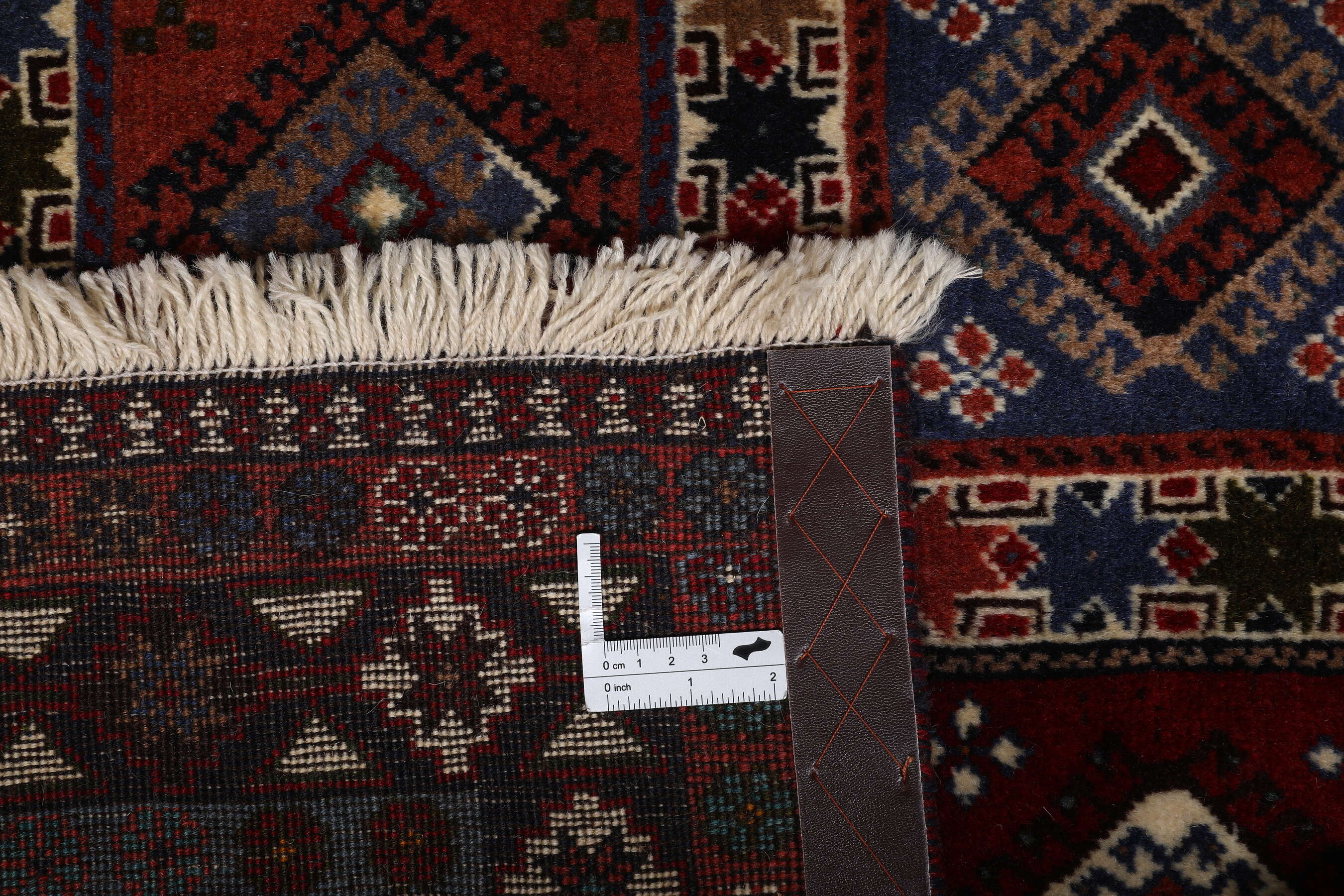 
    Yalameh - Red - 152 x 200 cm
  