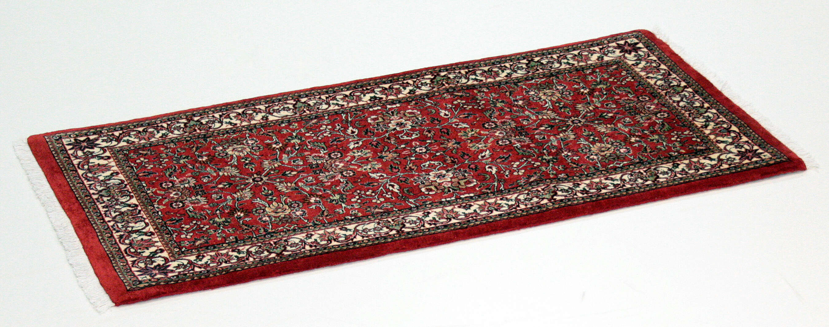 
    Bidjar Takab / Bukan - Dark red - 73 x 148 cm
  